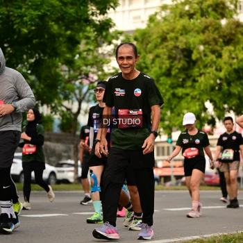 Runner Photo 4151810