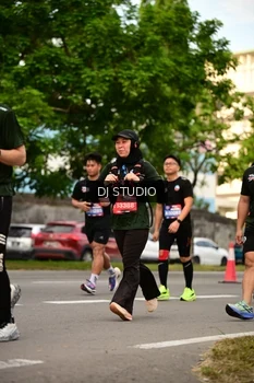 Runner Photo 4151814