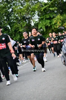 Runner Photo 4151834