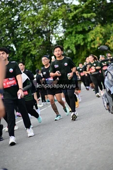 Runner Photo 4151853