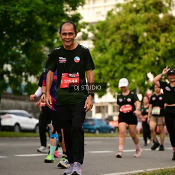 Runner Photo 4151864