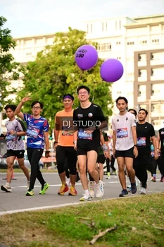 Runner Photo 4151875
