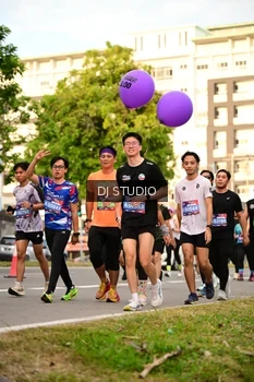 Runner Photo 4151879