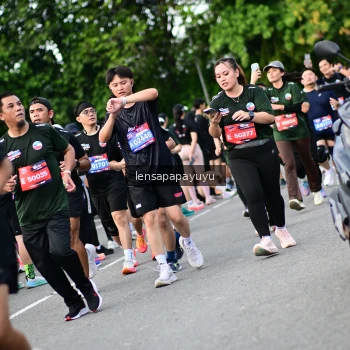 Runner Photo 4151888