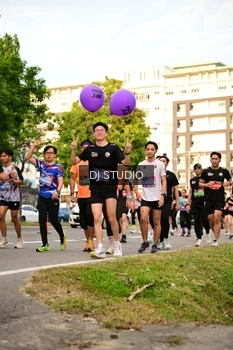 Runner Photo 4151892