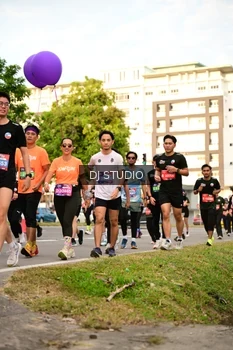 Runner Photo 4151915