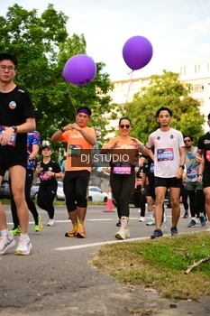Runner Photo 4151945