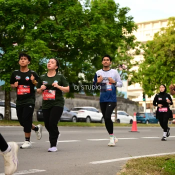 Runner Photo 4152038