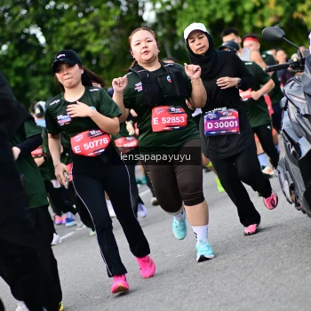 Runner Photo 4152079