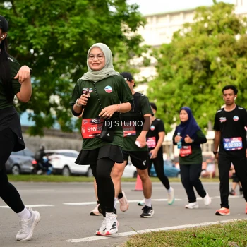 Runner Photo 4152090