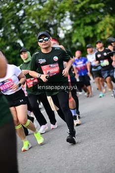Runner Photo 4152092