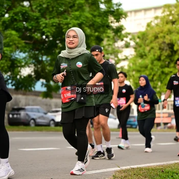 Runner Photo 4152105
