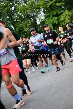 Runner Photo 4152110