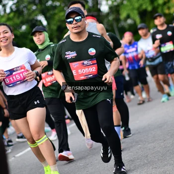 Runner Photo 4152115
