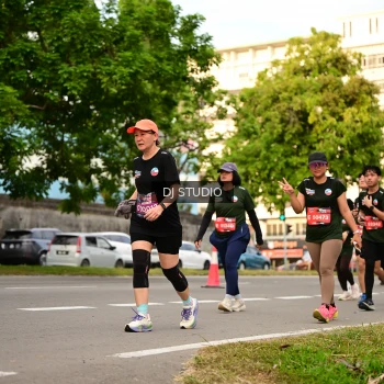 Runner Photo 4152117