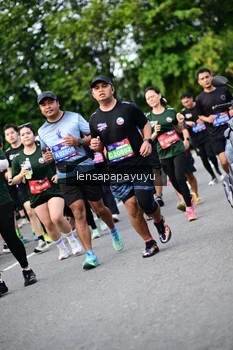 Runner Photo 4152136
