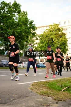 Runner Photo 4152140