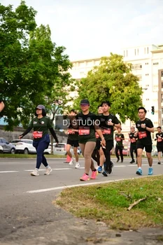 Runner Photo 4152155