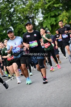 Runner Photo 4152156