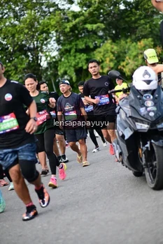 Runner Photo 4152174