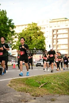 Runner Photo 4152184