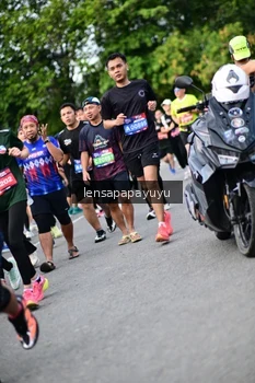 Runner Photo 4152198