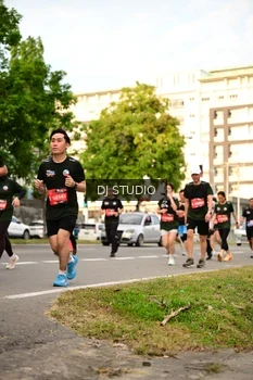 Runner Photo 4152199