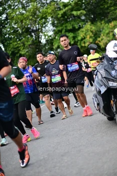Runner Photo 4152212