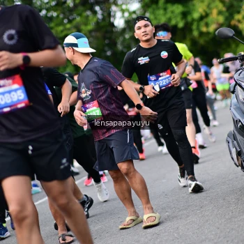 Runner Photo 4152213
