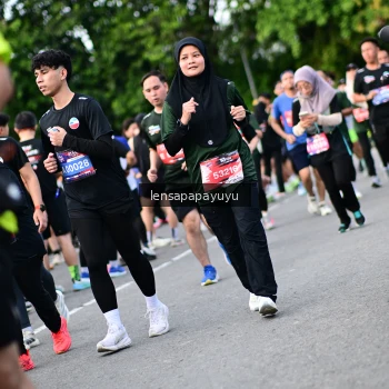 Runner Photo 4152234