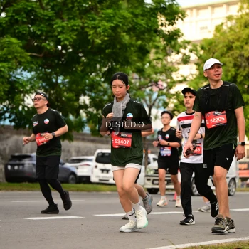 Runner Photo 4152247