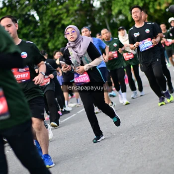Runner Photo 4152275