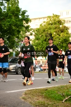 Runner Photo 4152294