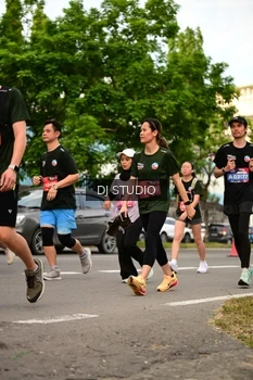 Runner Photo 4152310