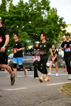 Runner Photo 4152315
