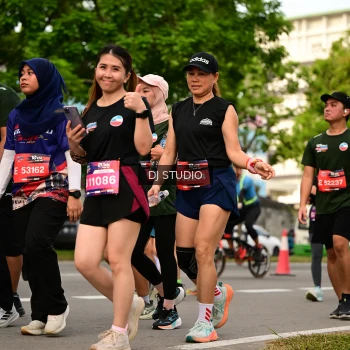 Runner Photo 4152345