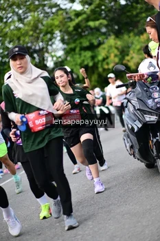 Runner Photo 4152351