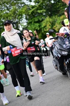 Runner Photo 4152352
