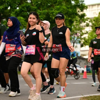 Runner Photo 4152358