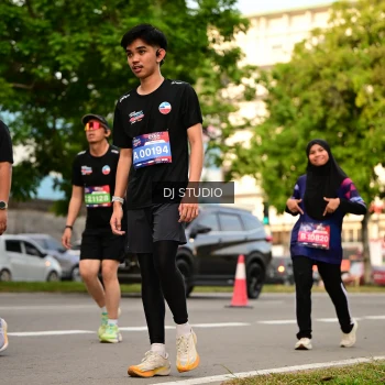 Runner Photo 4152385