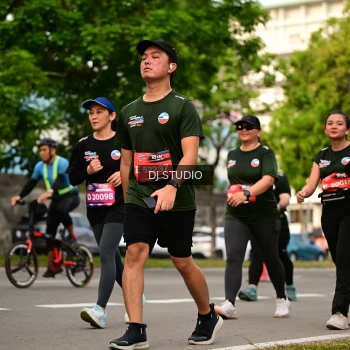 Runner Photo 4152408