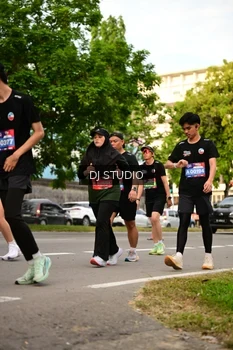 Runner Photo 4152412