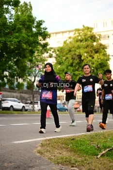 Runner Photo 4152418
