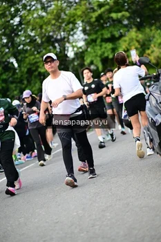 Runner Photo 4152432