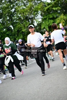 Runner Photo 4152439