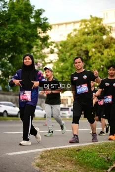 Runner Photo 4152440