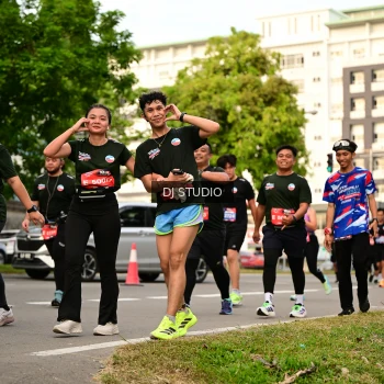 Runner Photo 4152444