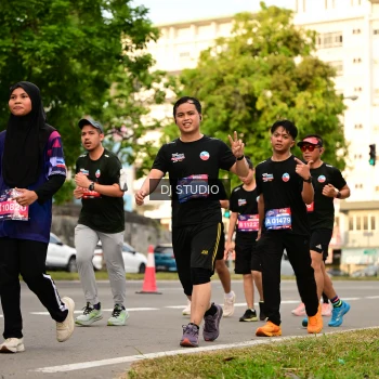 Runner Photo 4152446