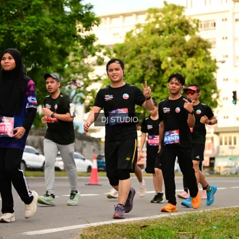Runner Photo 4152450