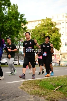 Runner Photo 4152463